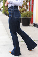 Load image into Gallery viewer, JUDY BLUE Dark Wash Raw Hem Jeans