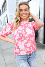 Load image into Gallery viewer, Spring Vibes Coral Wavy Rib Puff Short Sleeves Floral Top