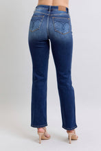 Load image into Gallery viewer, JUDY BLUE Washed Straight Leg Jeans with Pockets