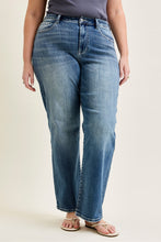 Load image into Gallery viewer, JUDY BLUE Holly Mid Rise Straight Jeans