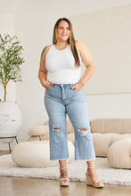 Load image into Gallery viewer, RFM "Chloe" Tummy Control High Waist Cropped Wide Leg Raw Hem Jeans Light Wash