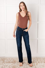 Load image into Gallery viewer, JUDY BLUE Alaina High Rise Classic Straight Jeans