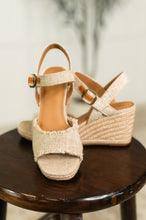 Load image into Gallery viewer, Arnold Natural Linen Wedges