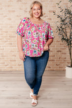 Load image into Gallery viewer, Bloom So Bright Floral Top