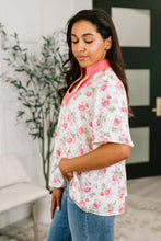 Load image into Gallery viewer, Blooming Season Split Neck Floral Blouse
