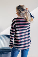 Load image into Gallery viewer, Blush Veil Horizon Pullover