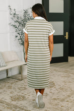 Load image into Gallery viewer, Casual Day Split Neck Midi Dress
