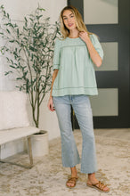 Load image into Gallery viewer, Caught You Looking Crinkle Woven Blouse