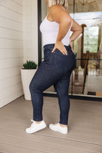 Load image into Gallery viewer, JUDY BLUE Constance High Rise Control Top Skinny Jeans