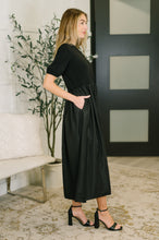Load image into Gallery viewer, Contrast Charm Midi Black Dress