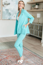 Load image into Gallery viewer, Magic Skinny 28" Pants (multiple color options)