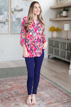 Load image into Gallery viewer, Magic Skinny 28" Pants (multiple color options)