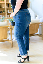 Load image into Gallery viewer, JUDY BLUE Downtown High Rise Boyfriend Jeans