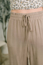 Load image into Gallery viewer, Essential Feeling Straight Leg Lounge Pants in Light in Cocoa