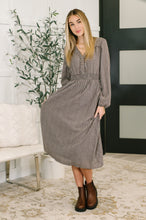 Load image into Gallery viewer, Fairytale Plot Plaid Midi Dress