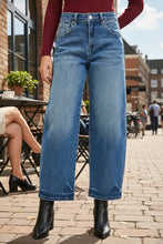 Load image into Gallery viewer, RISEN Slouchy Cropped Barrel Jeans