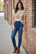 Load image into Gallery viewer, Vineyard Vacay Embroidered Top