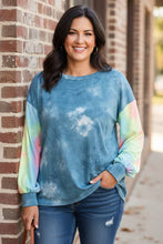 Load image into Gallery viewer, Elysian Drift Contrast Pullover