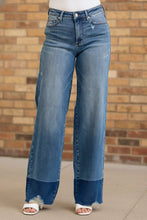 Load image into Gallery viewer, JUDY BLUE Raw Hem High Waist Column Straight Jeans