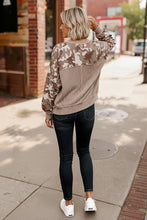 Load image into Gallery viewer, The Hide & Chic Sweatshirt
