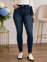 Load image into Gallery viewer, JUDY BLUE Heartland Skinny Jeans