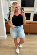 Load image into Gallery viewer, JUDY BLUE Jenny High Rise Cutoff Dad Shorts