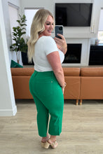 Load image into Gallery viewer, JUDY BLUE Lisa High Rise Control Top Wide Leg Crop Jeans in Kelly Green