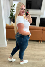 Load image into Gallery viewer, JUDY BLUE Lydia Mid Rise Vintage Raw Hem Skinny Jeans