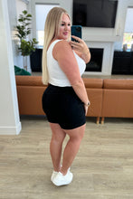 Load image into Gallery viewer, JUDY BLUE Reagan High Rise Button Fly Trouser Shorts