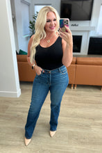 Load image into Gallery viewer, JUDY BLUE Pippa High Rise Button Fly Dad Jeans
