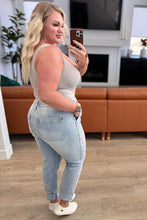 Load image into Gallery viewer, JUDY BLUE Cooper High Rise Vintage Denim Jogger