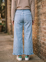 Load image into Gallery viewer, Darling Details Wide-Leg Jeans (multiple color options)