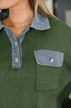 Load image into Gallery viewer, It's a Must Contrast Collared Sweater Top