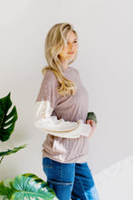 Load image into Gallery viewer, Rustling Fern Puff Sleeve Top