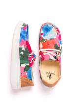 Load image into Gallery viewer, Corkys Kayak 2 Shoes in Floral