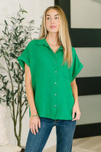 Load image into Gallery viewer, Keep Up Collared Button Down in Green