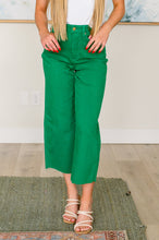 Load image into Gallery viewer, JUDY BLUE Lisa High Rise Control Top Wide Leg Crop Jeans in Kelly Green