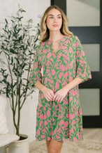 Load image into Gallery viewer, Lizzy Sunday Dress in Emerald Abstract Floral
