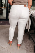 Load image into Gallery viewer, JUDY BLUE Maddie Mid Rise Braided Side Seam Relaxed Jeans
