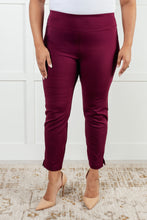 Load image into Gallery viewer, Magic Ankle Crop Skinny Pants in Wine