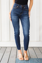 Load image into Gallery viewer, JUDY BLUE Nicole Tummy Control Skinny Jeans