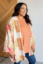 Load image into Gallery viewer, Patchwork of Feelings Mixed Floral Kimono