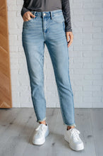Load image into Gallery viewer, JUDY BLUE Susan High Rise Side Panel Detail Slim Jeans