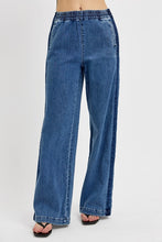 Load image into Gallery viewer, RISEN Elastic Waist Wide Leg Jeans