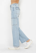 Load image into Gallery viewer, JUDY BLUE High Waist Straight Cargo Jeans