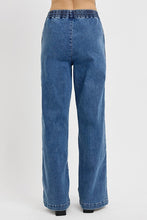 Load image into Gallery viewer, RISEN Elastic Waist Wide Leg Jeans