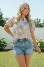 Load image into Gallery viewer, Patchwork Floral Puff Sleeve Top