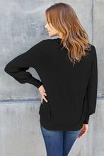 Load image into Gallery viewer, Basic Flare V-Neck Lantern Sleeve Top (multiple color options)