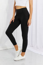 Load image into Gallery viewer, Get On It Strengthen and Lengthen Reflective Dot Active Leggings