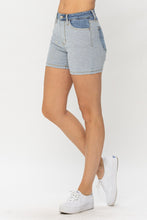 Load image into Gallery viewer, JUDY BLUE Color Block Denim Shorts